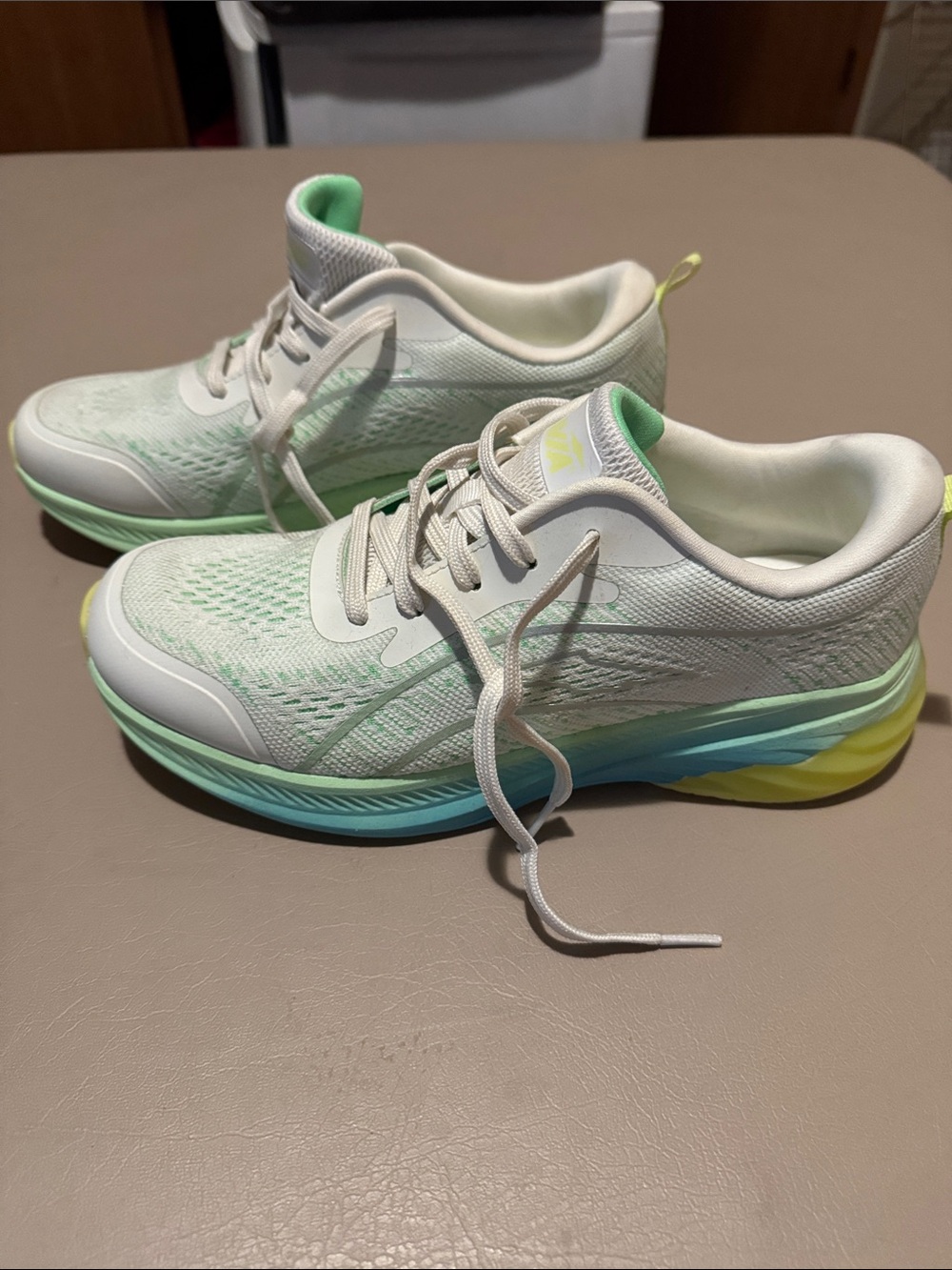 Avia Women's Mint Green and White Lace-Up Sneakers with Yellow Toe Accent - Picture 4 of 7